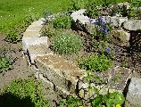 Trockenmauer aus Obernkirchener Sandstein